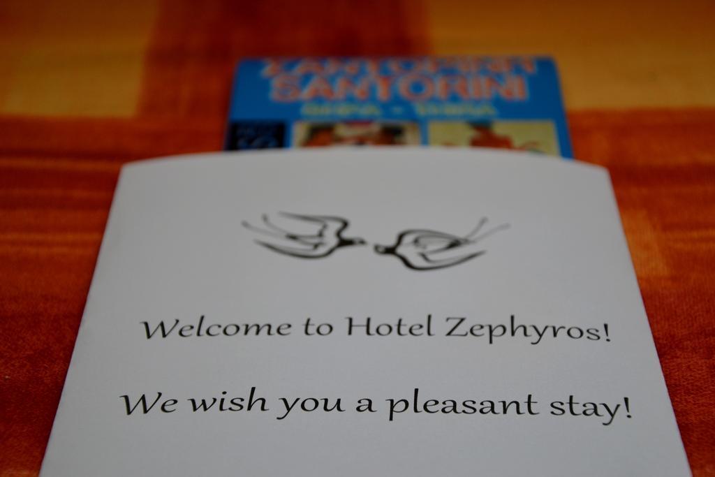 Zephyros Hotel Камарі Екстер'єр фото