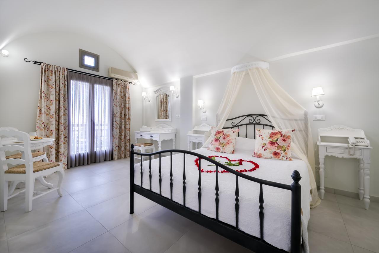 Zephyros Hotel Камарі Екстер'єр фото